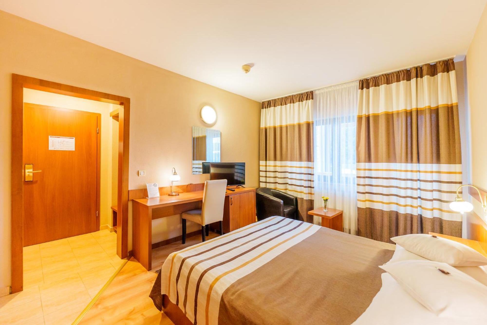 Hotel Crisana Arad Eksteriør bilde