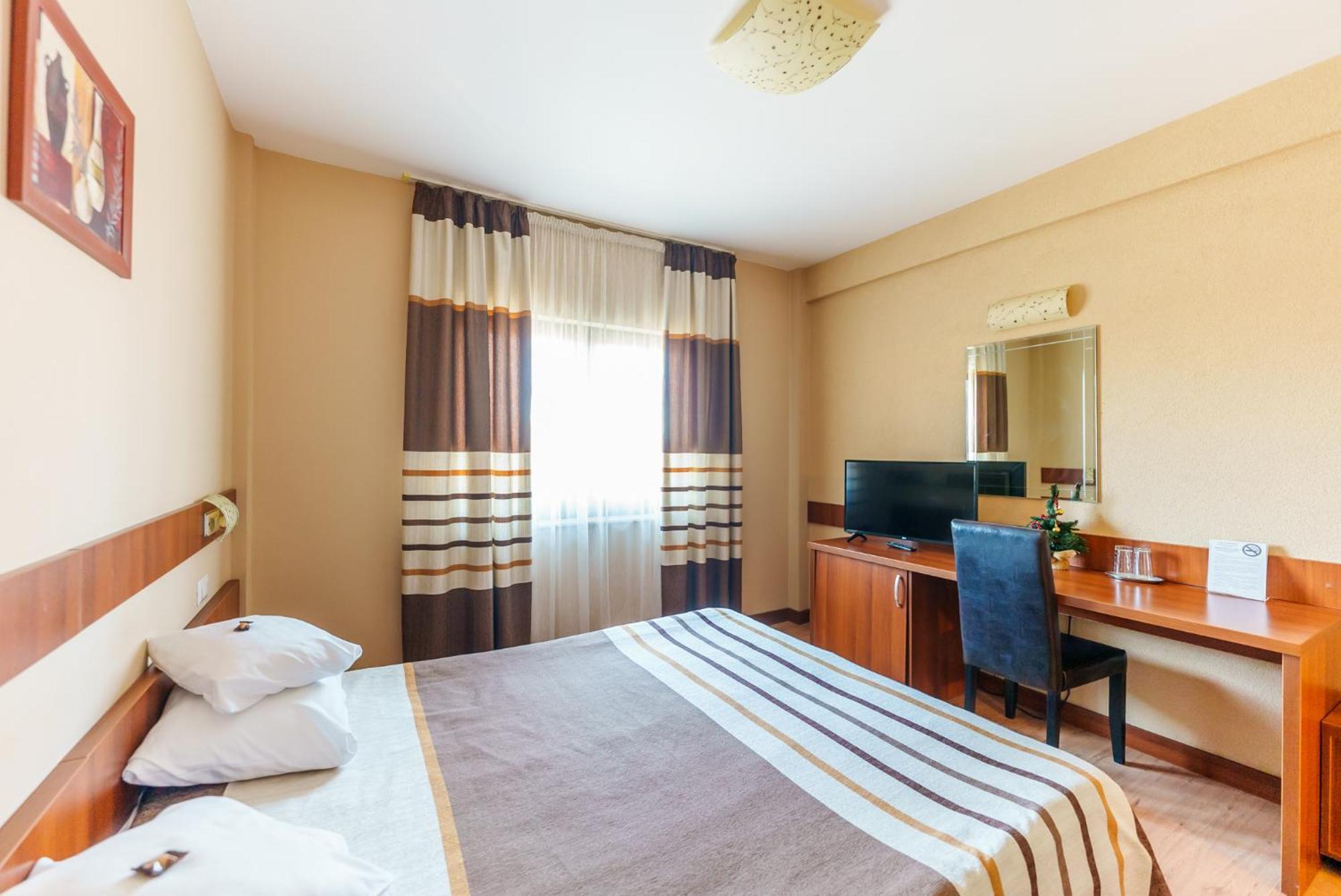 Hotel Crisana Arad Eksteriør bilde