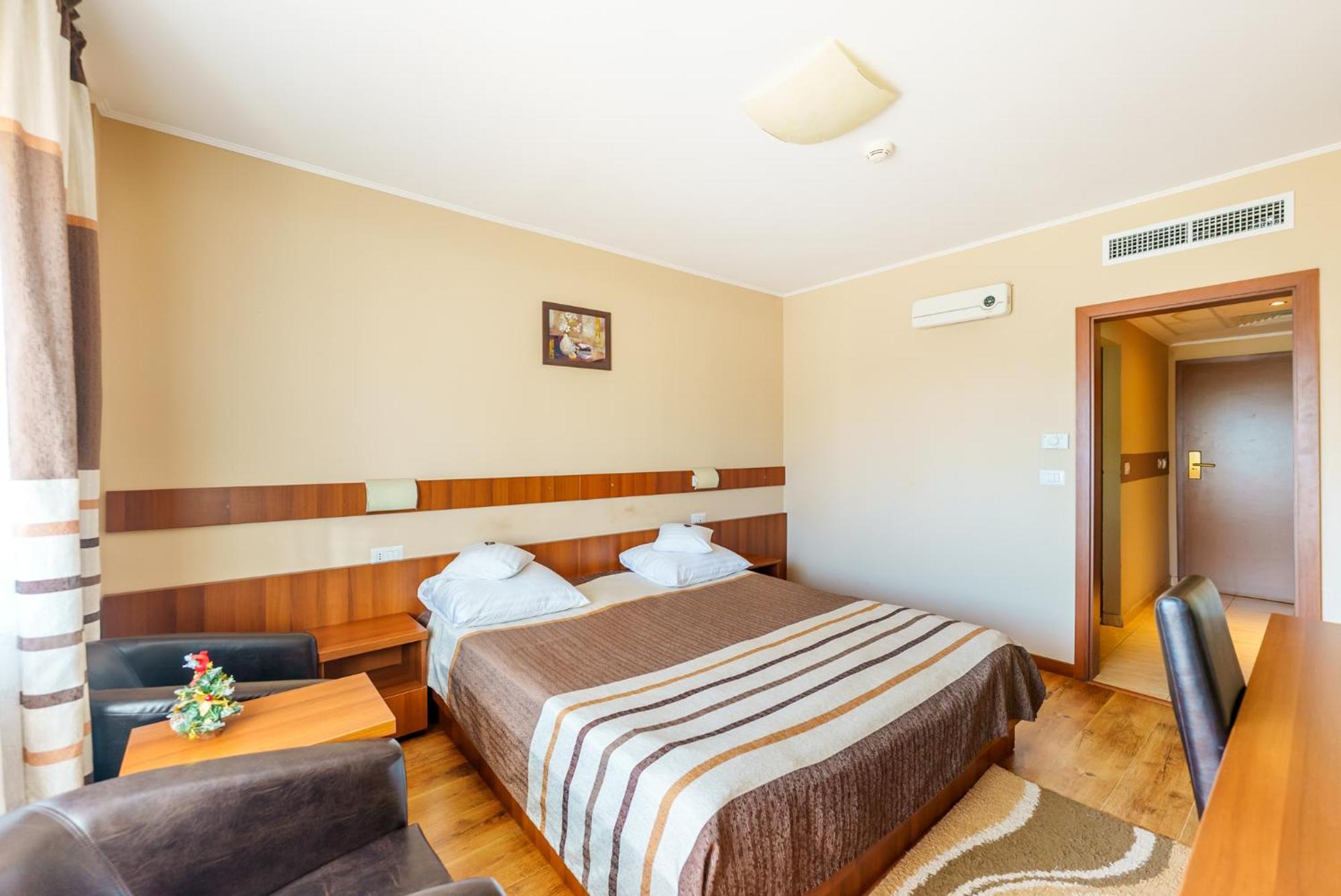 Hotel Crisana Arad Eksteriør bilde