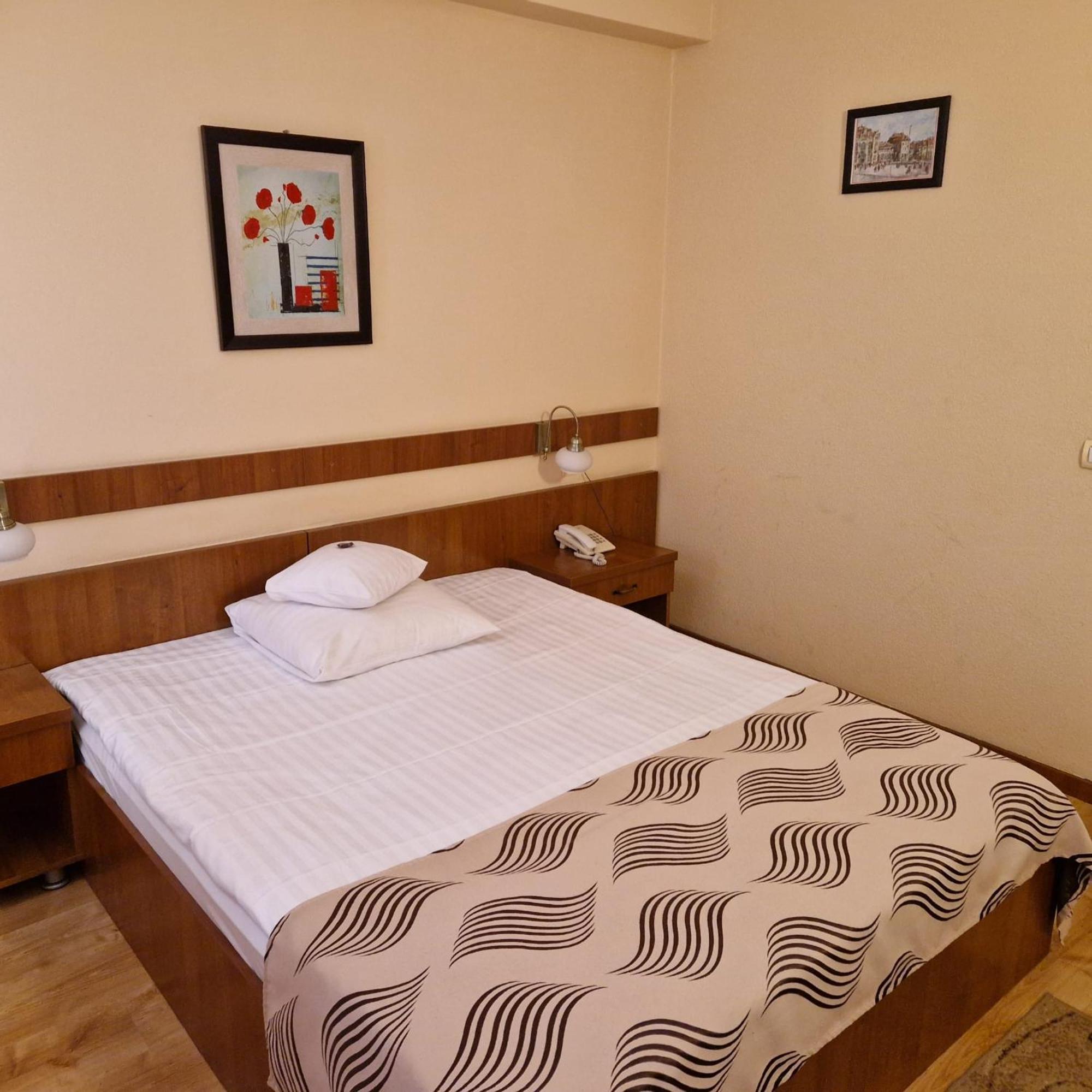 Hotel Crisana Arad Eksteriør bilde